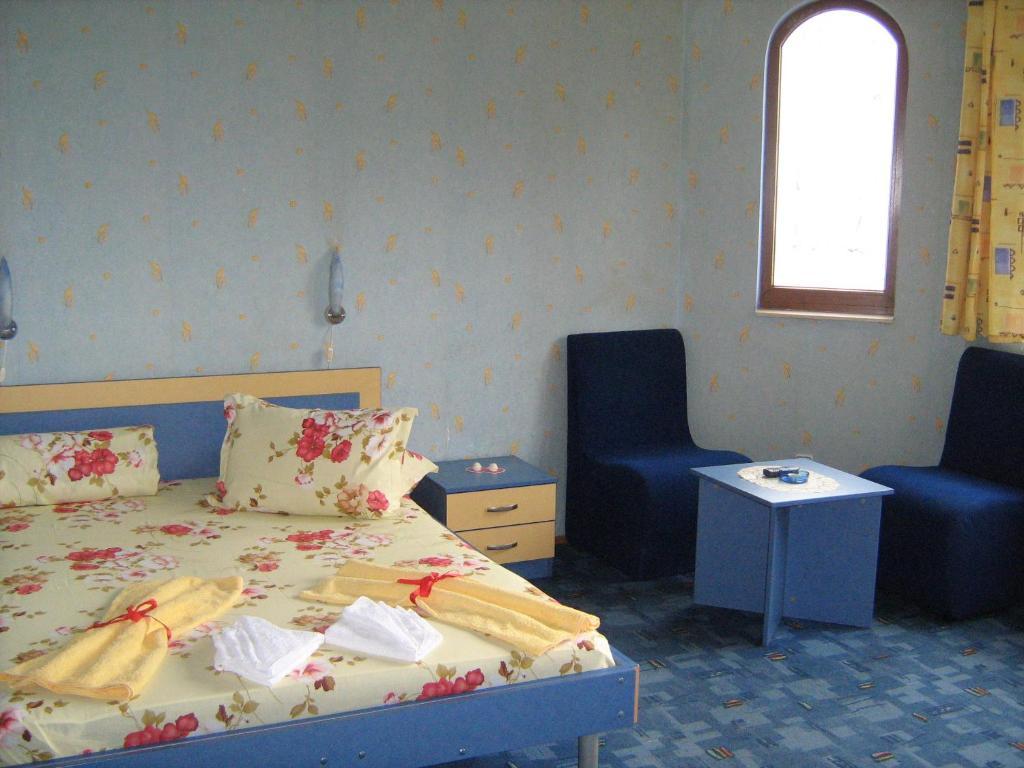 Family Hotel Emaly 1 Bankya ภายนอก รูปภาพ