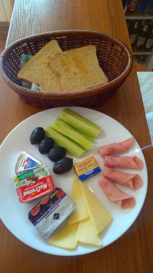 Family Hotel Emaly 1 Bankya ภายนอก รูปภาพ
